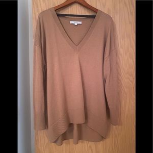 Comfy high low Loft beige sweater/lightweight